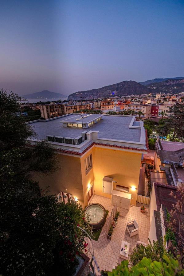Casa Evelina Hotell Sant'Agnello Eksteriør bilde